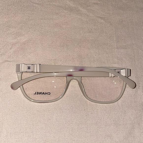 Chanel nude frames - Picture 2 of 15